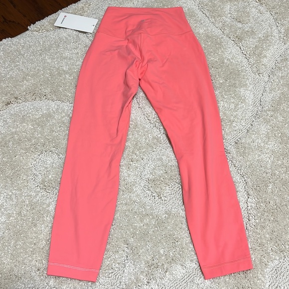 Lululemon HR Pant 25” - Picture 3 of 5